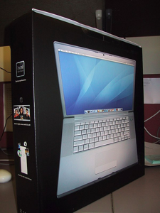 MacBook Pro Box